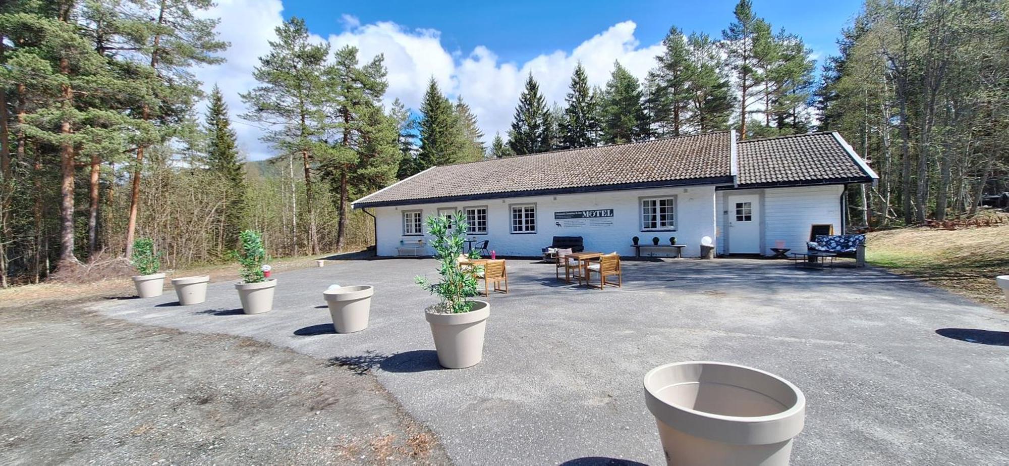 Telemark Motel And Apartment Hauggrend Esterno foto