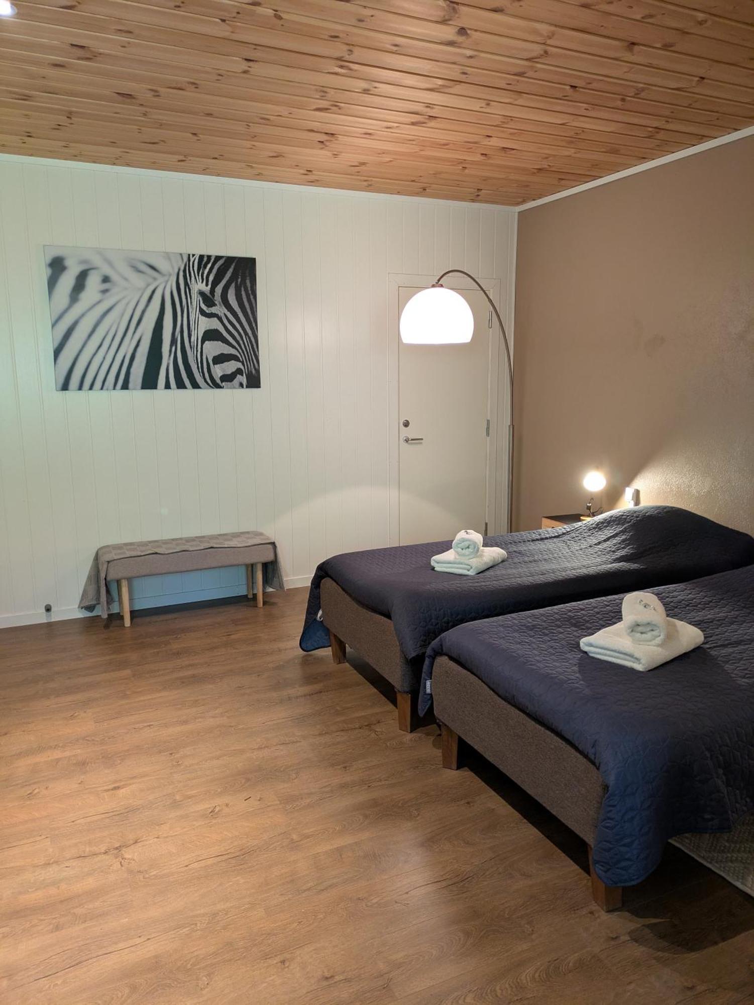 Telemark Motel And Apartment Hauggrend Esterno foto